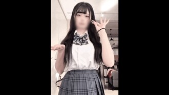 FC2-PPV-4750044 Dirty sex with the super cute busty high school girl who went viral on TikTok [She's not good at studying but she cums quickly, so I'll love creampieing her 100% pussy] F-cup Himeka-chan's first shoot, Aoharu player (4K, 44 
