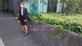 FC2-PPV-4802013 A brief respite: Inside the life of a single mother raising three playren