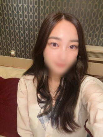 FC2-PPV-4819346 She's so beautiful she gets scouted on the streets! Her first and last creampie, cum swallow… We guarantee her cuteness!!!