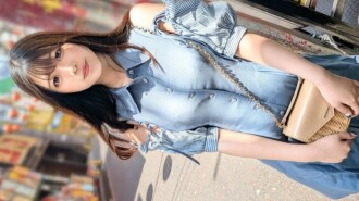 SIRO-5578 "A gathering for all you chubby lovers! She has a cute face, but when she takes off her underwear, her body becomes wild! She's so sexy you won't know where to look! Paradise is right there! [First time filming] Online...": M