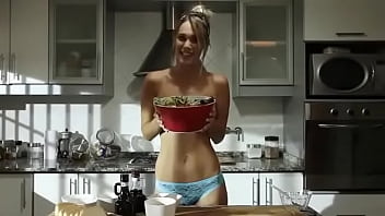⁣Antonella Balague Cocinando Desnuda A Fuego Maximo Receta 2 Ensalada