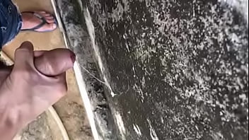 ⁣Punheta Em Camera Lenta