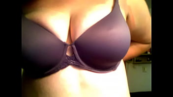 ⁣Watch Me Take My Bra Off. Hope This Makes You Hard.