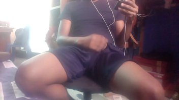 Chico Masturbandose (yo)