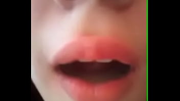 Novia Saboreando Mi Leche Antes De Comerla