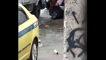 ⁣Fudendo Atrás Do Caminhão