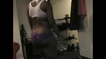 ⁣Bukky Working Out