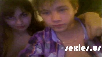 ⁣Hot Young Couple Online