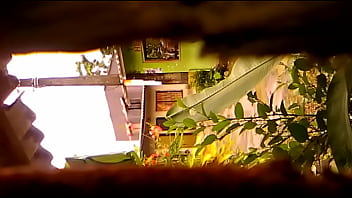 ⁣Camara Oculta Capta El Culo De Una Mujer Con Su Novio