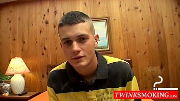 ⁣Horny Gay Dude Bryce Is Smoking And Wanking At The Same Time