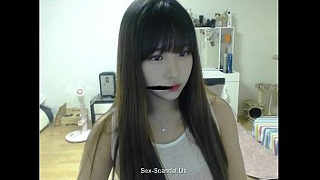 Pretty Korean Girl Recording On Camera 4