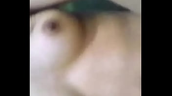 ⁣Pinay Nag Finger Sa Banyo