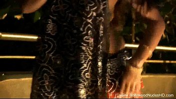 ⁣Seeking Erotic Indian Milfs