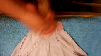 ⁣Cumming On My Tias Panties