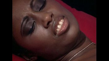 ⁣Metro - India Is The Diva - Full Movie