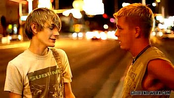 ⁣Twinks In Vegas Practice Fucking Skills For Contest