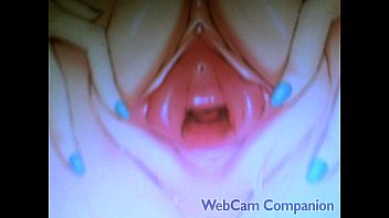 ⁣Hatsune Miku. Cubrindo De Porra