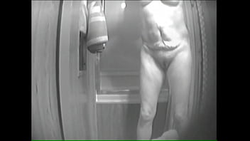 61 Year Old Vickis Bald Pussy