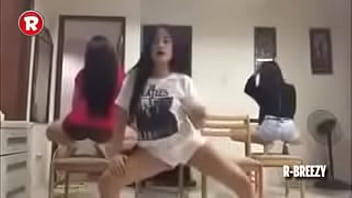 ⁣Pinay Twerk - Senwap.com