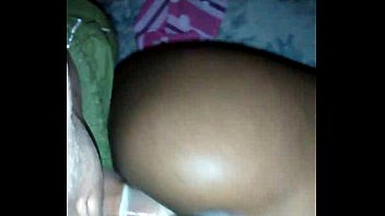 ⁣Pauzão Sendo Enfiado Na Bunda Da Novinha