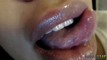 ⁣Briana Lee' Member Camshow From March 17th 2015