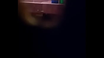 ⁣Karachi Aunty During Bath