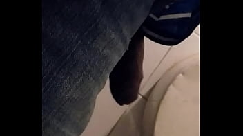 ⁣Homem Pauzudo Flragado No Banheiro No Centro De Campinas