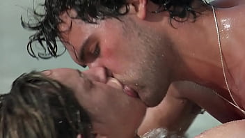 ⁣Kelly Brook Hot Sex Scene