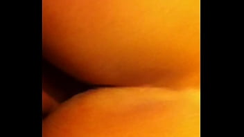 Safada Rebolando No Pau