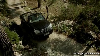 ⁣She Pick Her Up And Lick Her Pussy