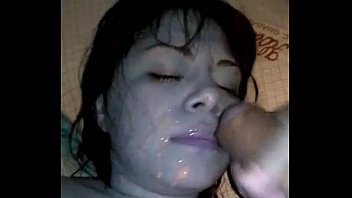 ⁣Esposa Tomando Leche Maroybety