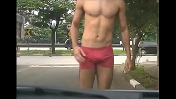 ⁣Pelado Exibicionista Na Rua Em São Paulo