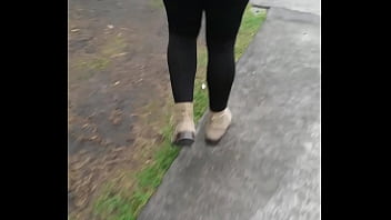 Un Culito En La Calle