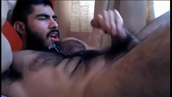 ⁣Beefy Hairy Man Cums Into His Mouth
