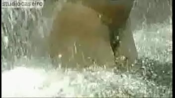 ⁣Flagra (banho De Cachoeira)