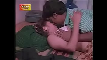 Bollywood Actress Sexy Scene-without Scene With Her Boy Friend