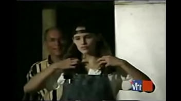 Jennifer Garner Shaking