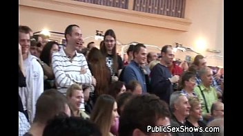 Stripper Exposes Off Her Curvy Goodies