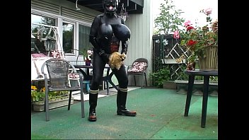Roxina2013cockslutgardenperv160713xxxl