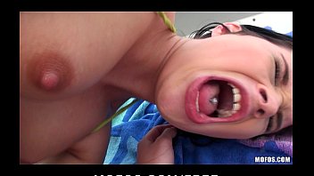 Pervert Spots Stunning Big-ass Surfer Jenna J Ross On The Beach