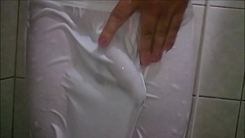 Freeballing (commando) Exibitionism And Bonus Shower