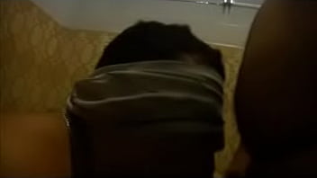 Vini Mamando no Banheiro 01 – Cópia0