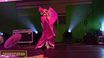 Hot Manga Asian Strip Performance