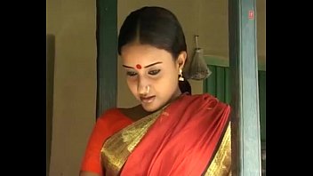 Neck Kisses In This Hot Intimate Song _ Multiple Booob Kisses