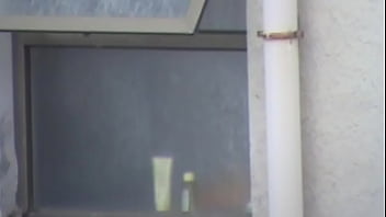 Espiada Desde El Balcon