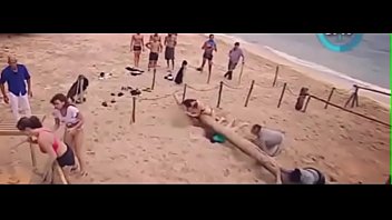 Dayane Mello – Topless Isola Dei Famosi 2017