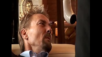 Nymphomanin Im Bad Gefickt