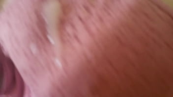 Pajeandome En El Sosten De Mi Prima Y Se Lo Ensucio Con Semen