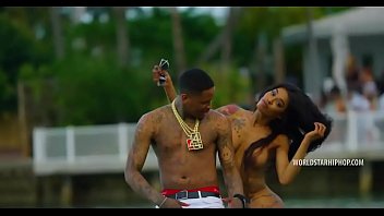 Yg Feat. Dj Mustard _pop It Shake It_ (uncut) (wshh Exic Video)