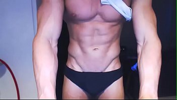 Russian Muscle Ripped Guys Shredded